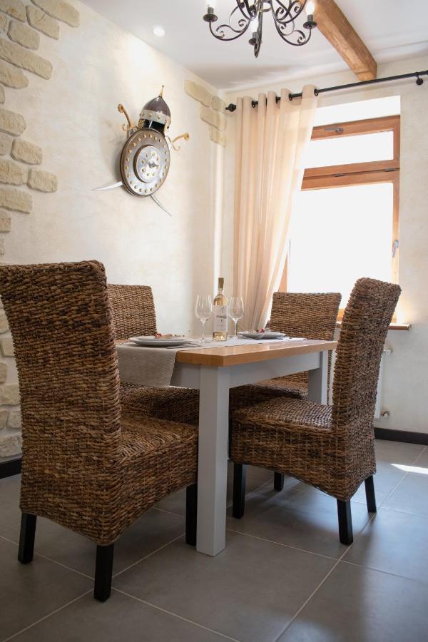 Гетьманські Палати , Старе Місто, 2 Спальні, Балкон-Тераса , 85 М Кв Kamjanets-Podilskyj Exteriör bild