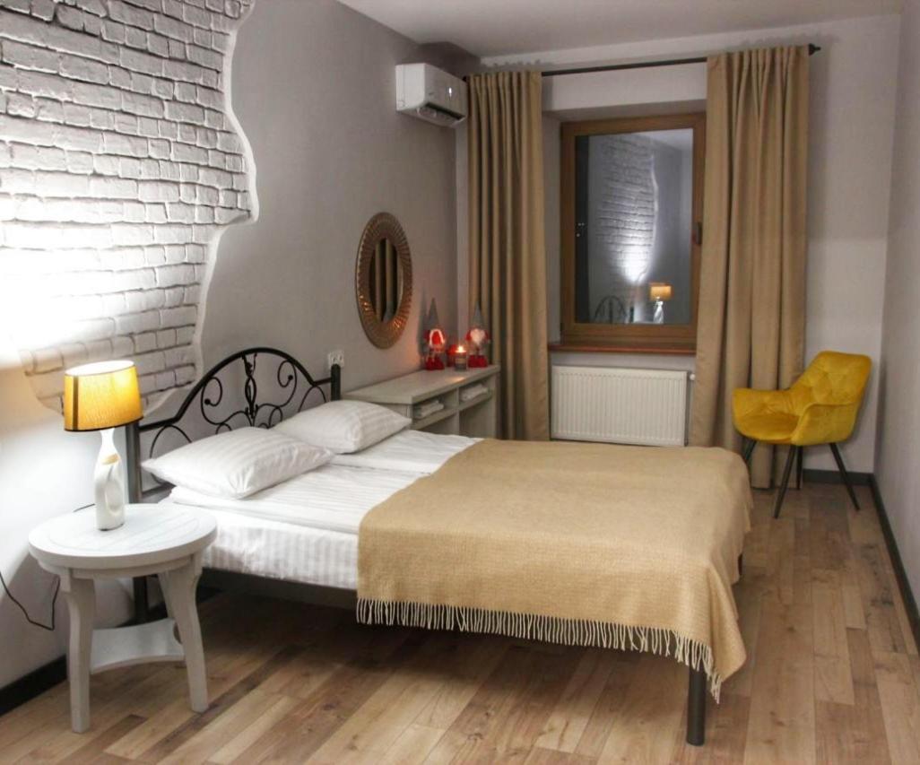 Гетьманські Палати , Старе Місто, 2 Спальні, Балкон-Тераса , 85 М Кв Kamjanets-Podilskyj Exteriör bild